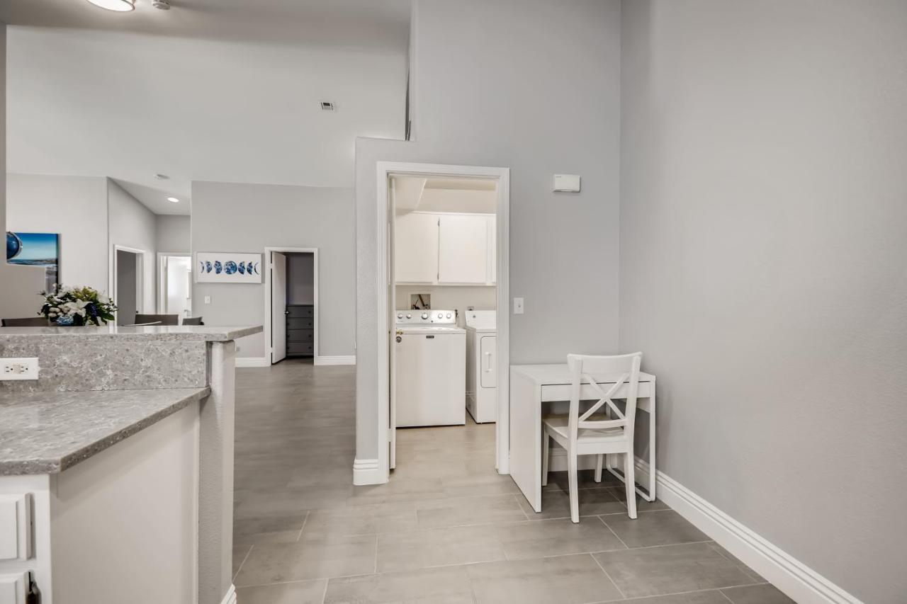 Luxurious House With A Pool, Spa, And Patio, Sleeps 6 Comfortably Las Vegas Buitenkant foto
