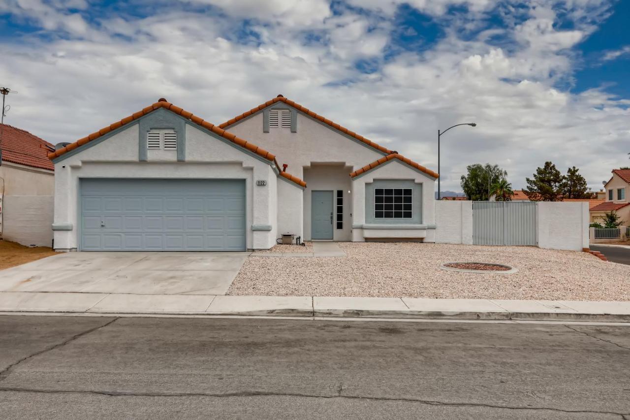 Luxurious House With A Pool, Spa, And Patio, Sleeps 6 Comfortably Las Vegas Buitenkant foto